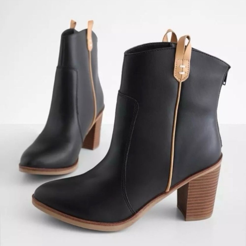 MIA Adelyn Ankle Bootie Zip Black Faux Leather Western Size 10